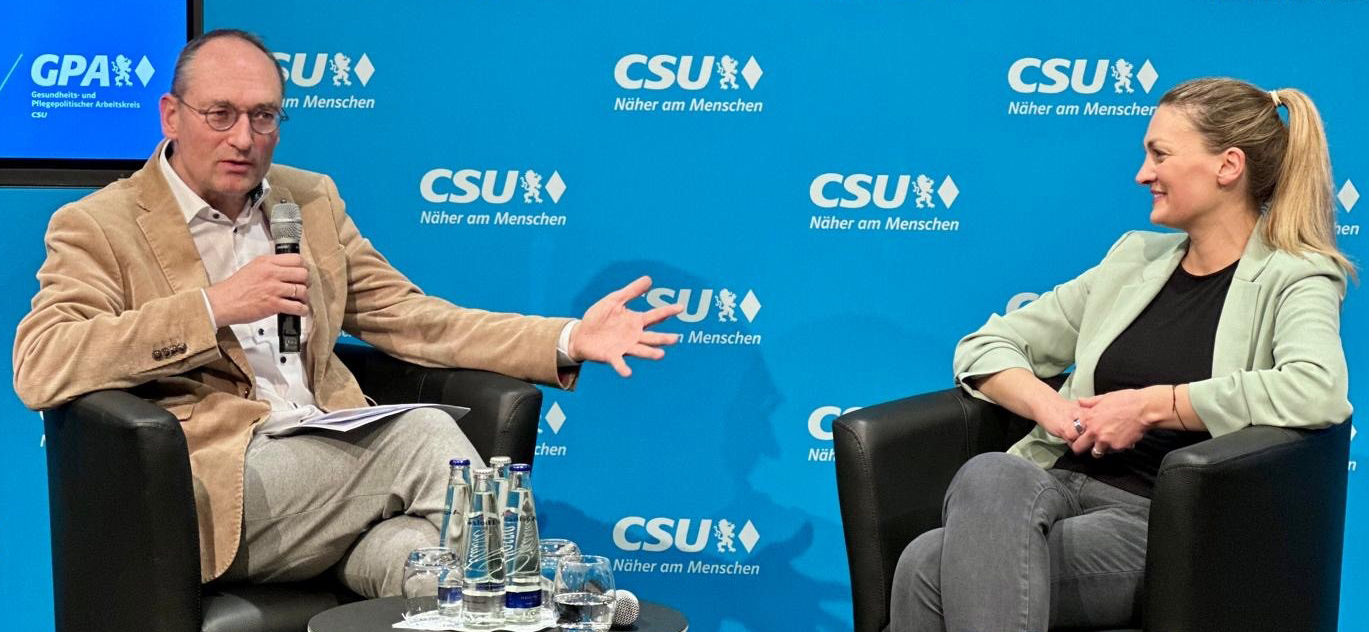 Judith Gerlach, Bayerns Staatsministerin für Gesundheit, Pflege und Prävention, zu Gast beim Gesundheits- und Pflegepolitischen Ausschuss (GPA) der CSU in München und Bernhard Seidenath MdL, Landesvorsitzender des Gesundheitspolitischen Arbeitskreises (GPA), Vorsitzender des Landtags-Ausschusses Gesundheit und Pflege