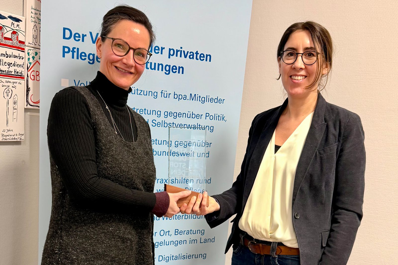 Von links: Anja Schwelgin und Cornelia Bockholt