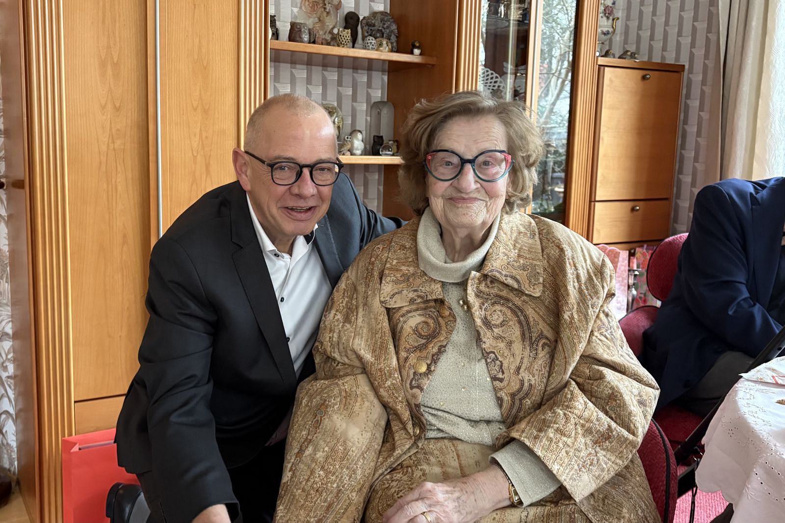 Oliver Stemmann (bpa-Landesvorsitzender) und Barbara Kaiser (ehemalige bpa-Landesvorsitzende und Mitglied im Ehrenrat)