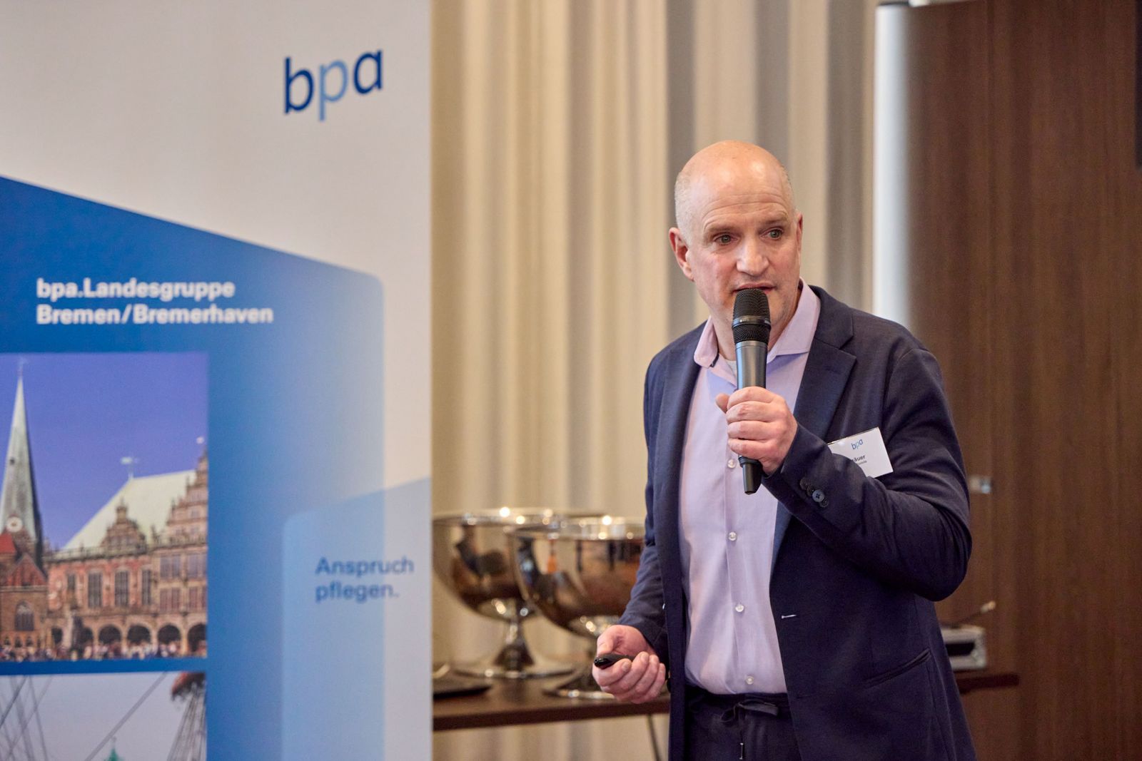 Carsten Adenäuer, Leiter der bpa-Geschäftsstellen Bremen/Bremerhaven und Niedersachsen, stellte den Geschäftsbericht vor