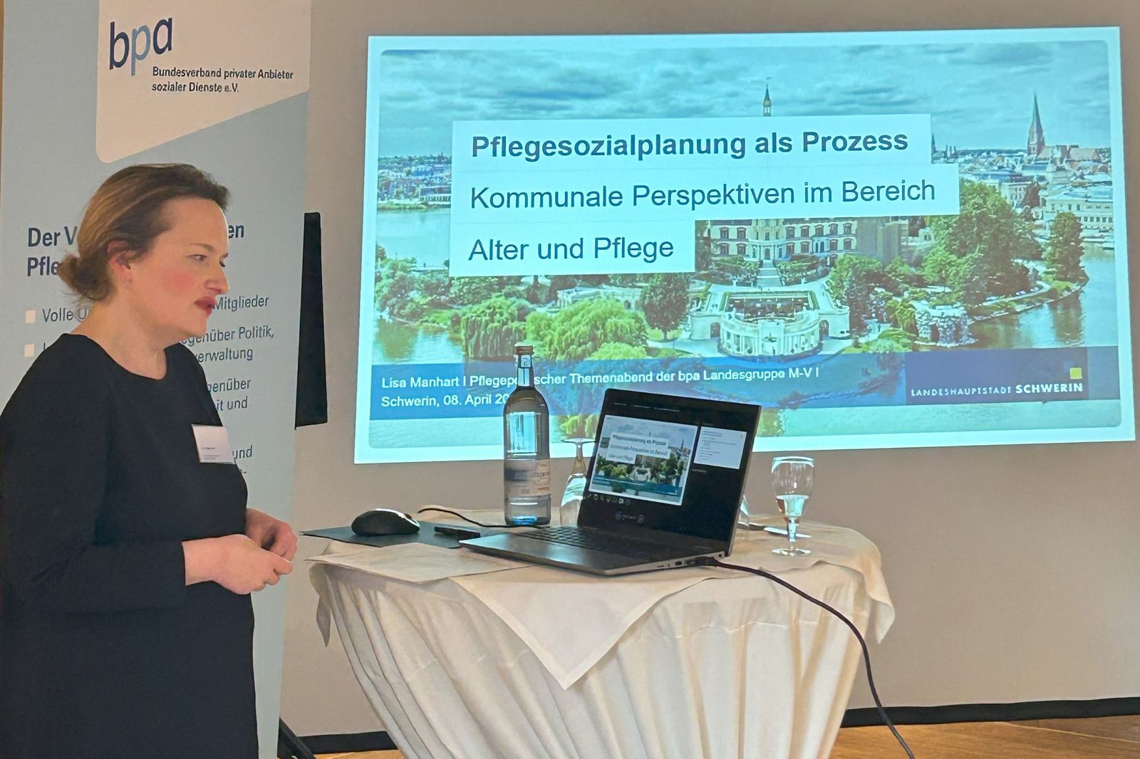 Lisa Manhart stellte die Pflegesozialplanung vor