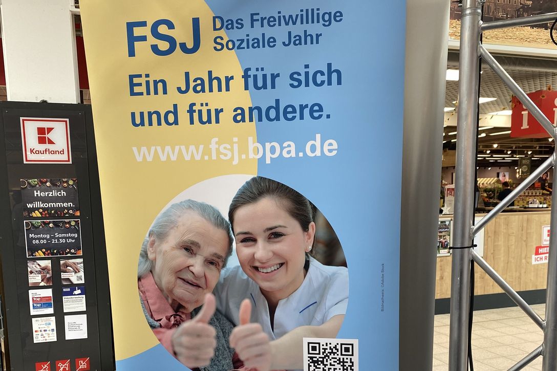 Der bpa warb für ein Freiwilliges Soziales Jahr