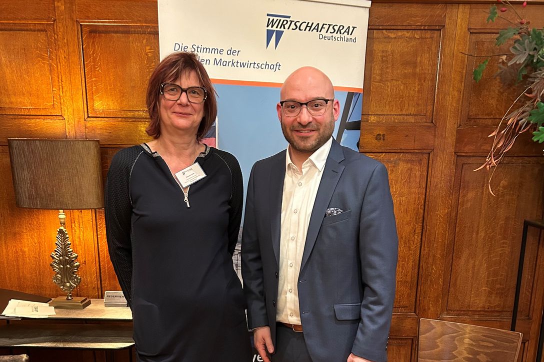 René Wilke (Minister des Innern und für Kommunales des Landes Brandenburg, SPD) und Simone Leske (Vorsitzende der bpa-Landesgruppe Brandenburg)