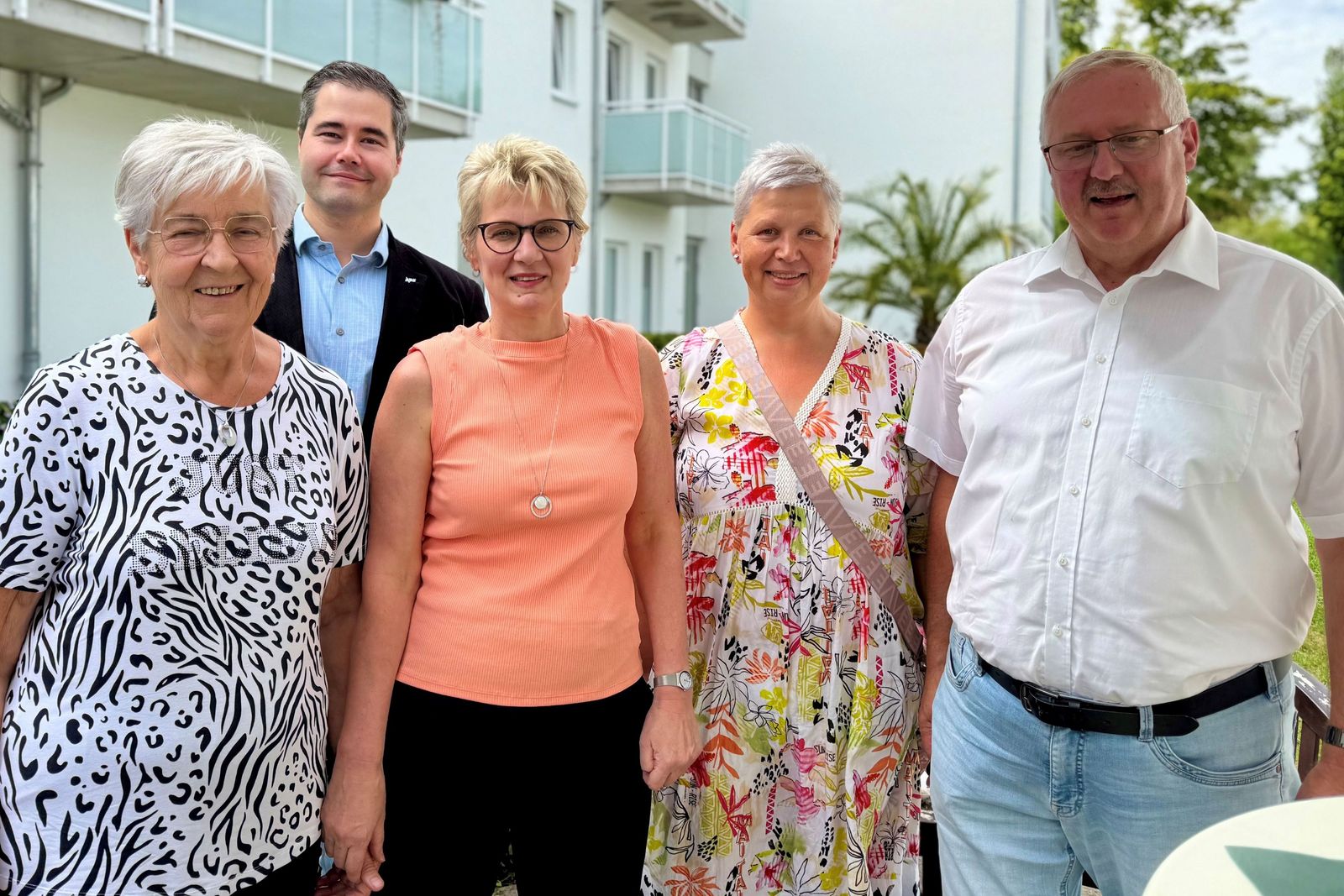 Von links: Pflegedienstgründerin Ursel Koschmieder, bpa-Referent Fabian Herrmann, Annett Koschmieder, bpa-Vorstand Annett Rabe und Frank Koschmieder